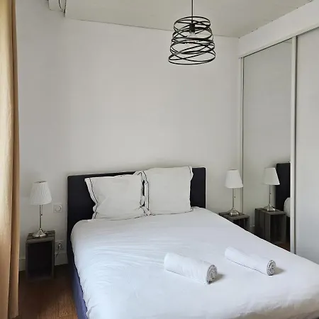 Le Nid Perche Dans La Doutre Apartment Angers